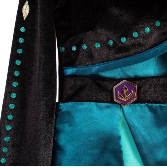 Disney store Frozen 2 Queen Anna costume dress cape NWT - Picture 5 of 10